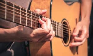 How To Play Guitar Left Handed [Various Options: Pick Your Style]