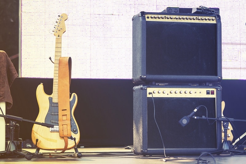 guitar rig with guitar amps on stage